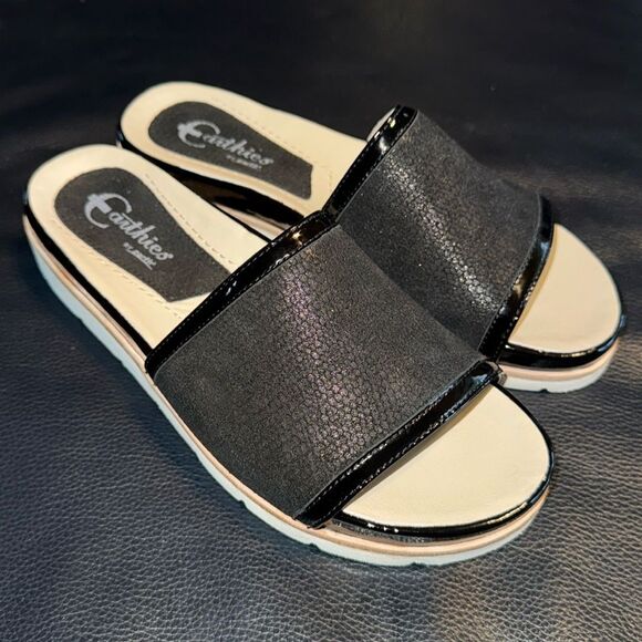 Earthies by Earth “Crete” Black Slides Sandals NWOB - Picture 1 of 7
